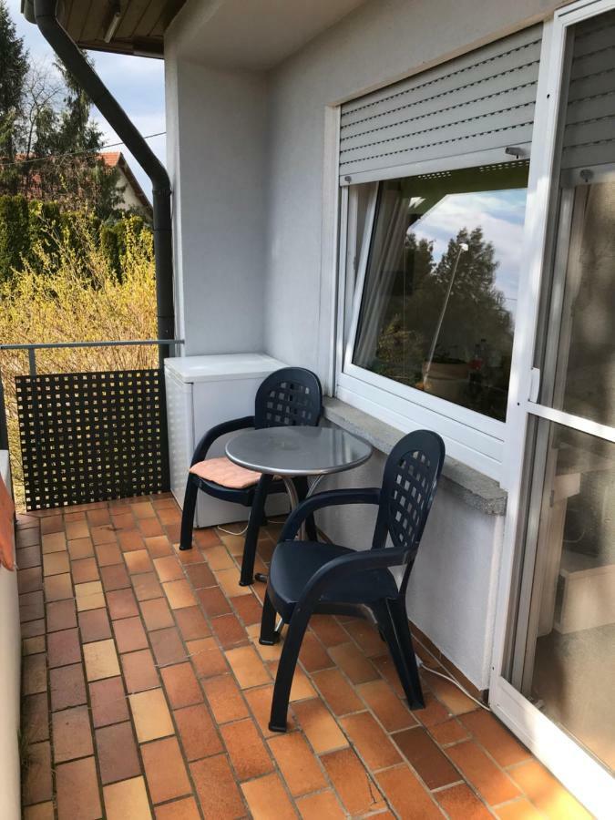 Gaestezimmer Suess- Scharf Apartamento Meckenbeuren Exterior foto